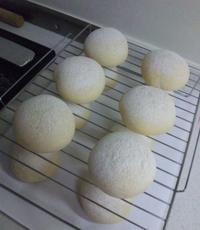 白いクリームパン : りんりん♪ かりんな *^-^*