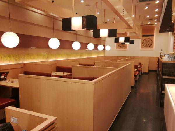 川口市 今秋のリニューアルに向けて改装工事が進むイオンモール川口前川店。フードコート内にある丸亀製麺が8月31日 火 をもって閉店するそうです