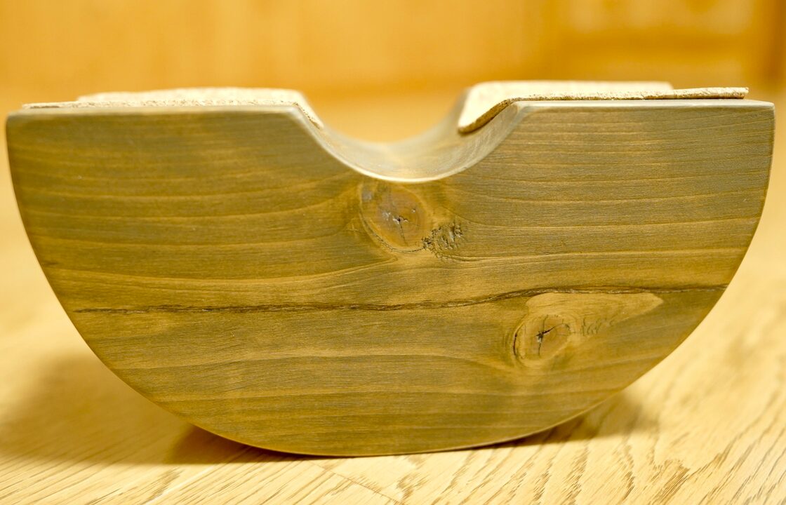 エレキギター シェイプ ハンドメイド ネックレス 木製 手作り FV001