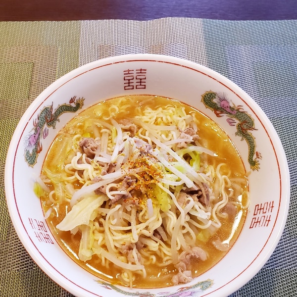 インスタントラーメンで台湾ラーメン