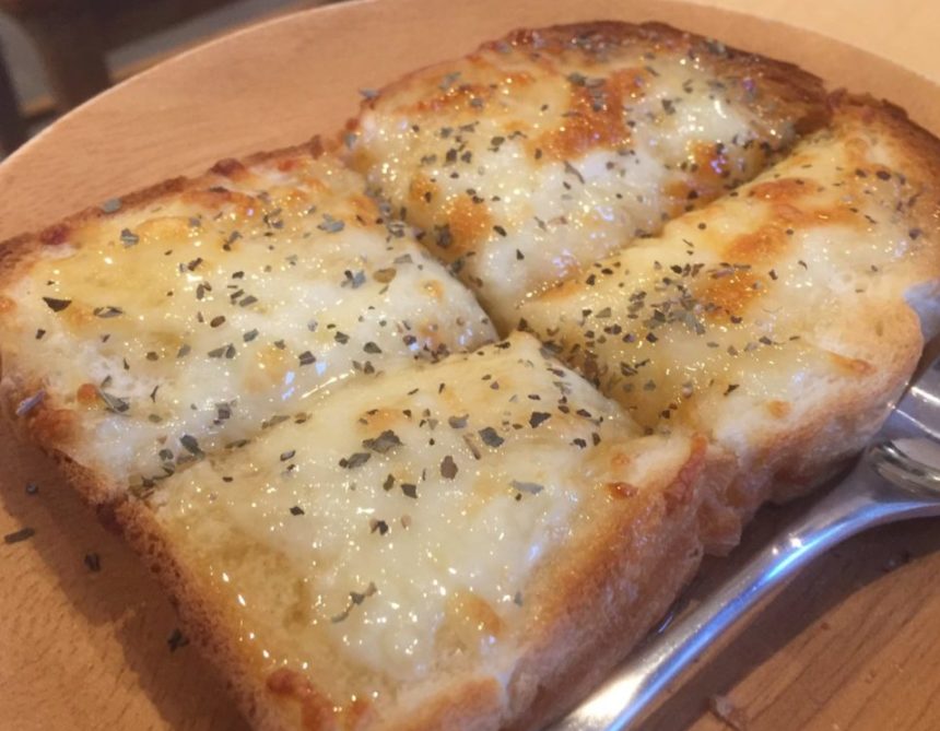 春休みのひとさらごはん ハニーモッツァレラのトースト有賀 薫