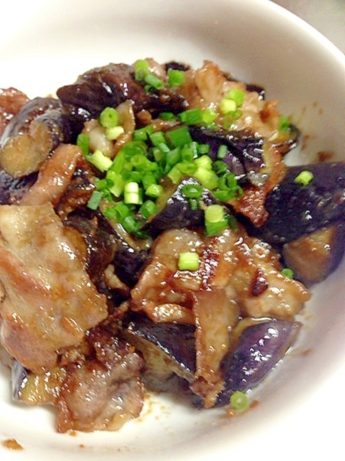 簡単おかず！なすと豚バラのピリ辛みそ炒め