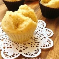 電子レンジで作る「バナナ蒸しパン」レンチンで4分30秒!バナナがたっぷり入ったフワモチ食感の甘くて美味しいバナナ蒸しパン