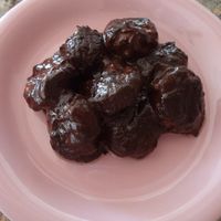 余ったチョコをリメイク♡材料2つでパッとできる「簡単おやつ12選♡」 - LOCARI ロカリ