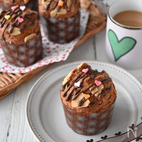 ホットケーキミックスで簡単☆ごろごろチョコのカップケーキ☆