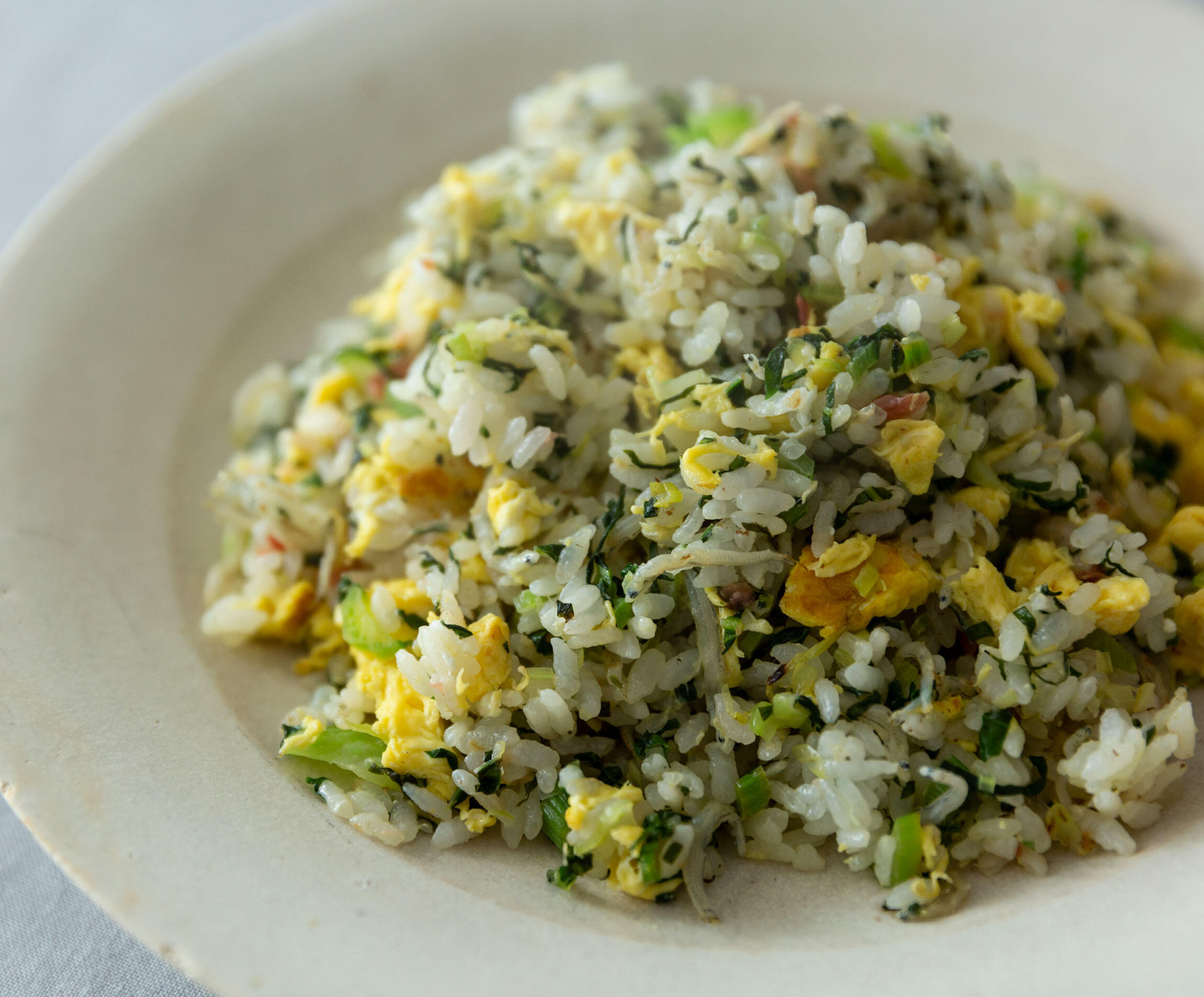 湘南の食材でつくる 小松菜チャーハンレシピ- 藤沢市立大道小学校