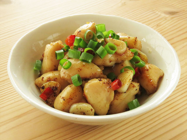 下処理不要の業務スーパー「ぼんじり焼き鳥串」が便利！焼き方やおすすめアレンジも紹介 - macaroni