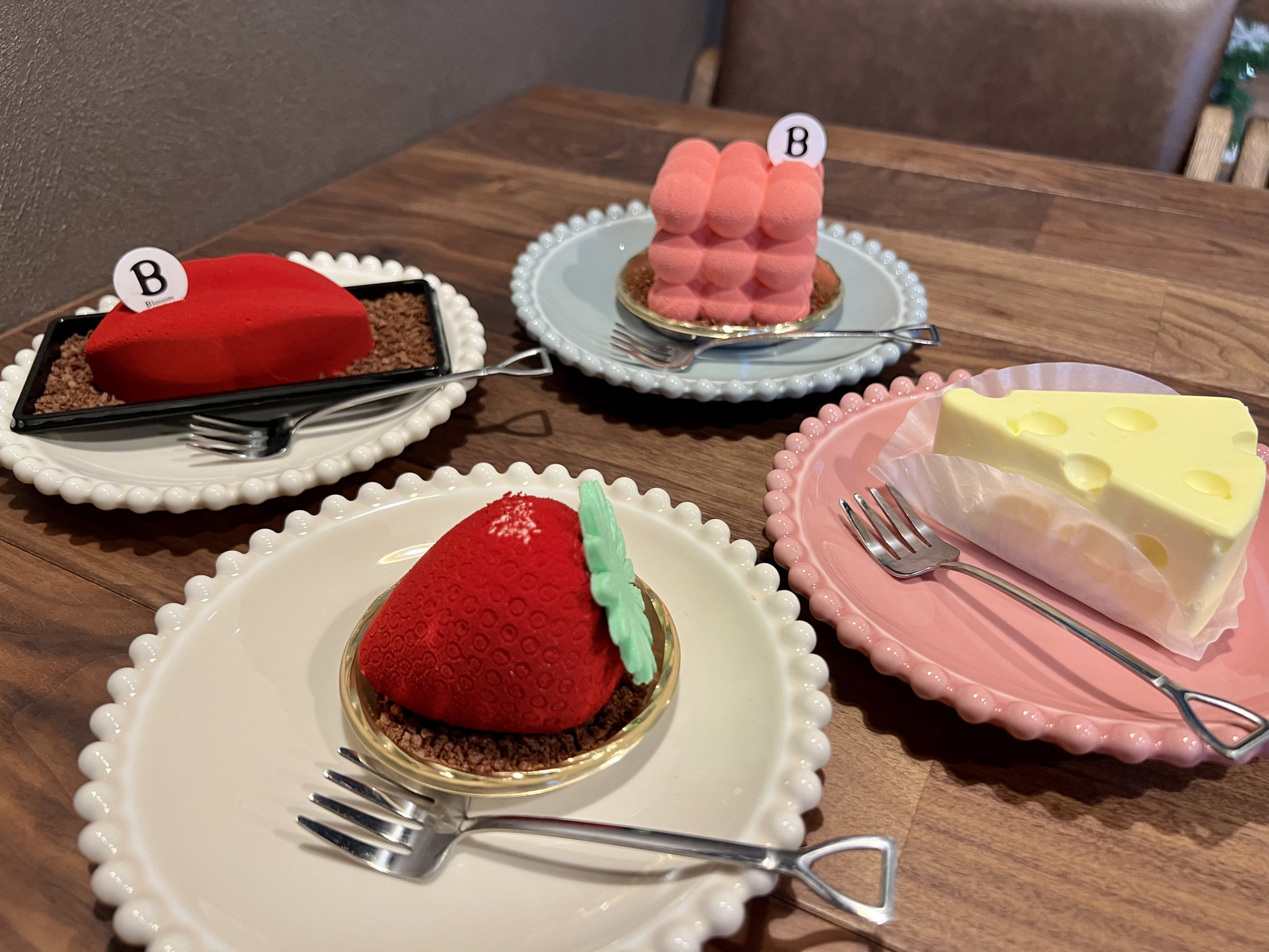 可愛らしいケーキがズラリ！11 9にオープンしたカフェ『blossomm』長浜市元浜町