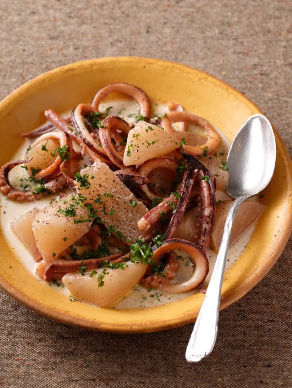 切って焼くだけ。ベーコンチーズのハッシュド大根