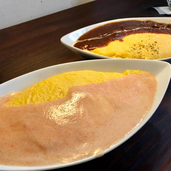 おぱんちゅうさぎカフェ」東京＆大阪で初開催、シュールで可愛いオムライスやデザート - 女子旅プレス