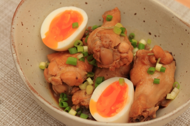 男子ごはんでタバスコアドボの作り方を紹介！栗原心平さんのレシピ - にちにちレポート