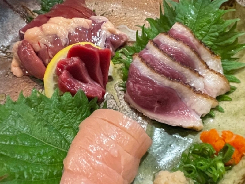 楽天市場 鶏の炭火焼き 240g 120g×2袋 塩味or青ゆず胡椒味 宮崎地鶏 地鶏 炭火焼 炭火焼き鳥 炭火焼鳥 宮崎 鶏炭火焼き 鳥肉 鶏肉宮崎名産 宮崎の技 鶏 酒のつまみ グルメ 贈り物送料無料: 港ダイニングしおそう