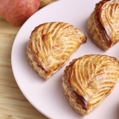 アップルパイ ショソン・オ・ポムの作り方 フランスのミニアップルパイ NO MUSIC