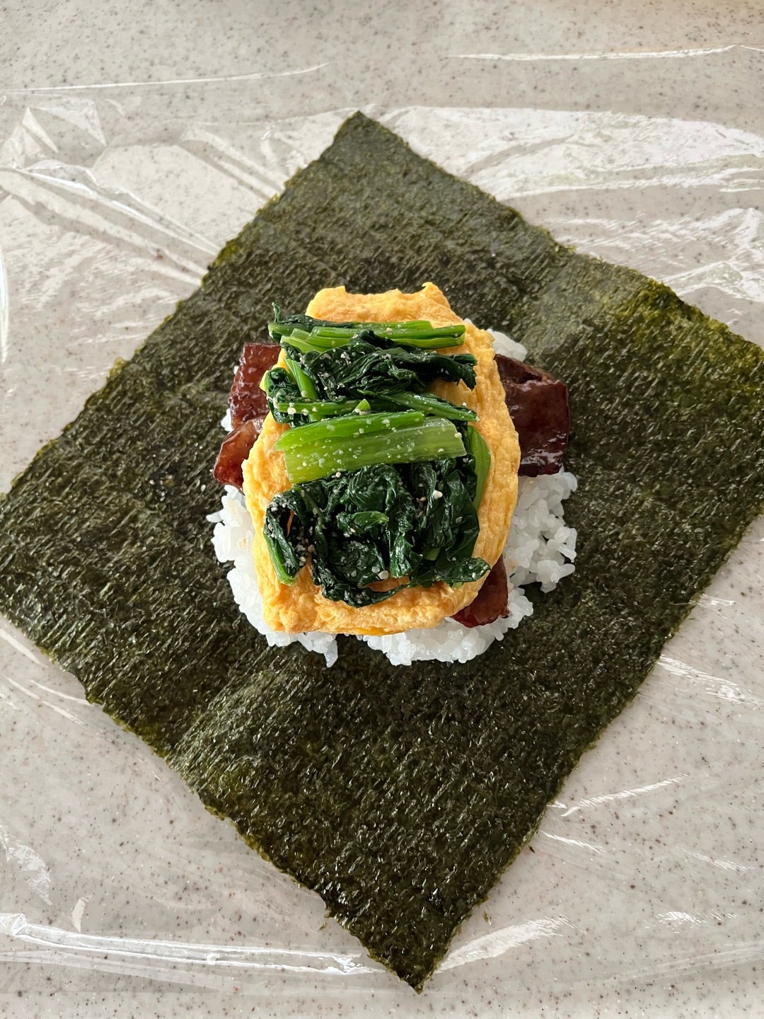 おにぎらず 焼肉 小松菜ナムル kana93Snapdish スナップディッシュID:fvqCna