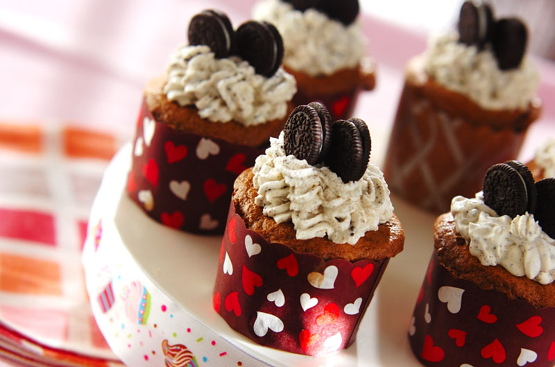 バレンタインチョコレートミニカップケーキの作り方