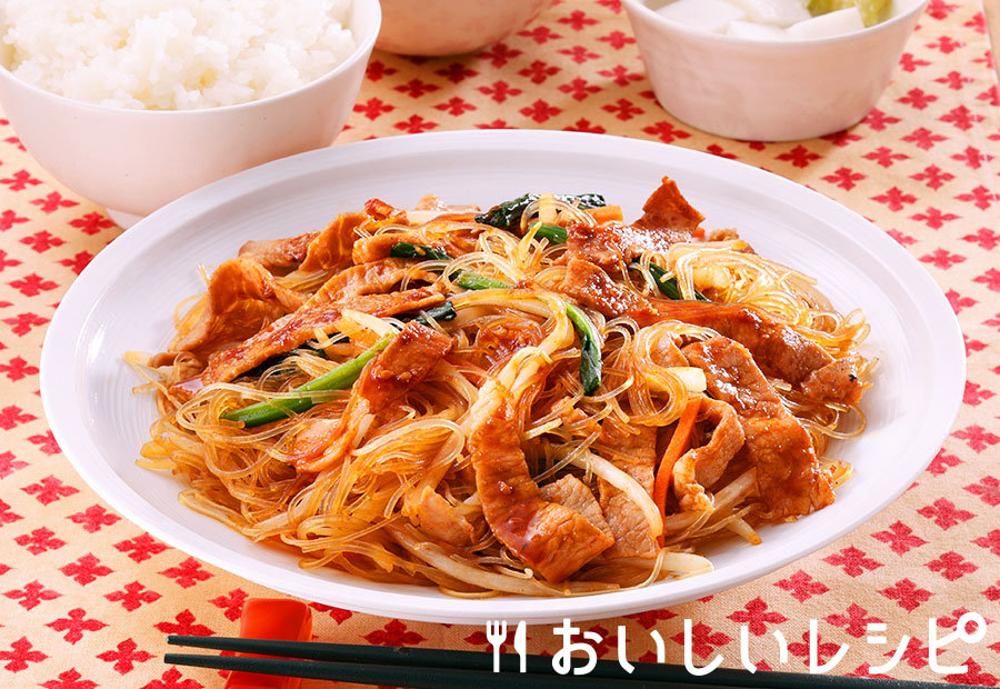 焼肉のたれで簡単 具だくさんチャプチェ