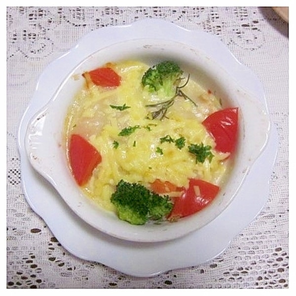 星乃珈琲の「海老たっぷりグラタン」が多幸感ハンパない！とろけるチーズが濃厚で、懐かしい味わいにホッとする