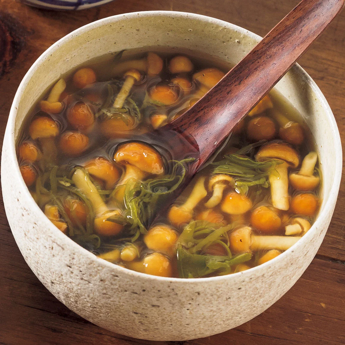 豆腐となめこの簡単スープ