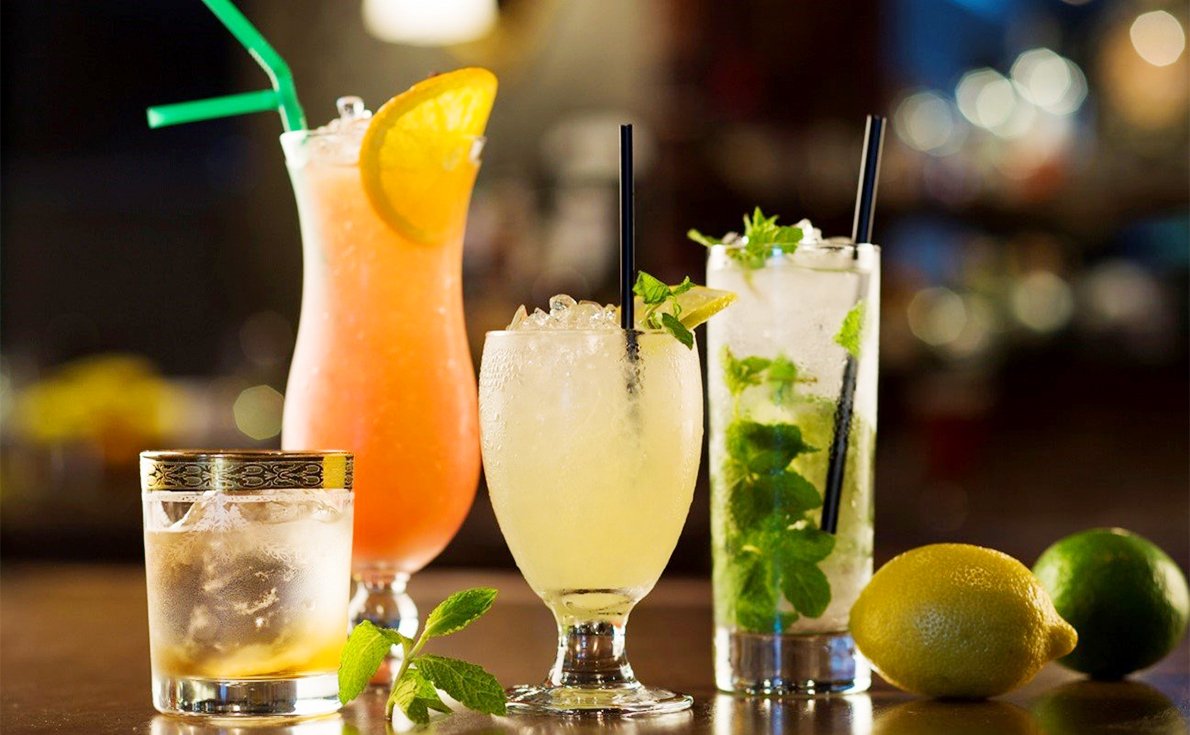 ドリンクメニューてけてけ 秘伝のにんにくダレ焼き鳥居酒屋