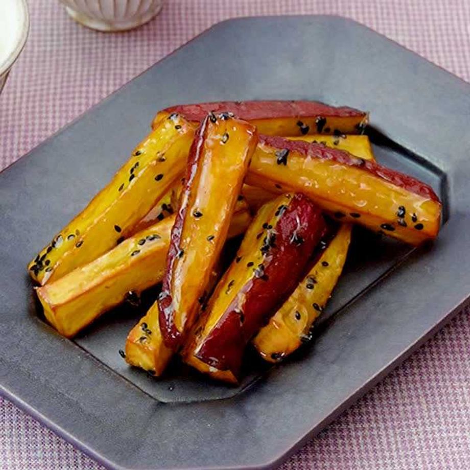 大学芋のタレはどう作る？バリエーション豊富な作り方をチェック食・料理オリーブオイルをひとまわし