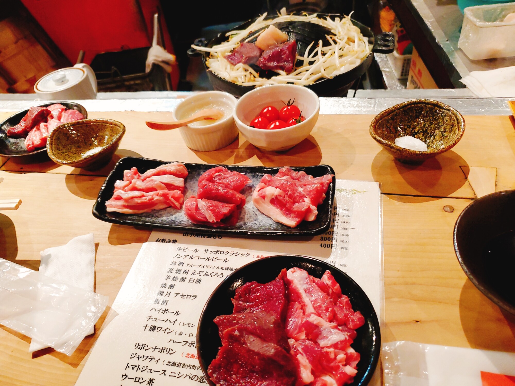 生ラムジンギスカン べ＞噛むほどに美味しい上質な熟成生ラム肉札幌市中央区のおすすめグルメなら旅色