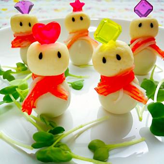 うずらパーティーに どうでしょうか？うずらたまごの燻製ピンチョスおつまみうずらの卵おうち居酒屋 小さいけど 侮れない美味しさこぶしの里岐阜七宗町七宗に遊びに来ませんか もちろん 店頭でも販売中 通販でのご利用の方は プロフィールから飛べます