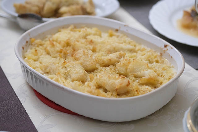 ダッチオーブンでハインツ缶のグラタンの作り方・ぼるしちのキャンプ飯ぼるしちのキャンプ＆ライフ