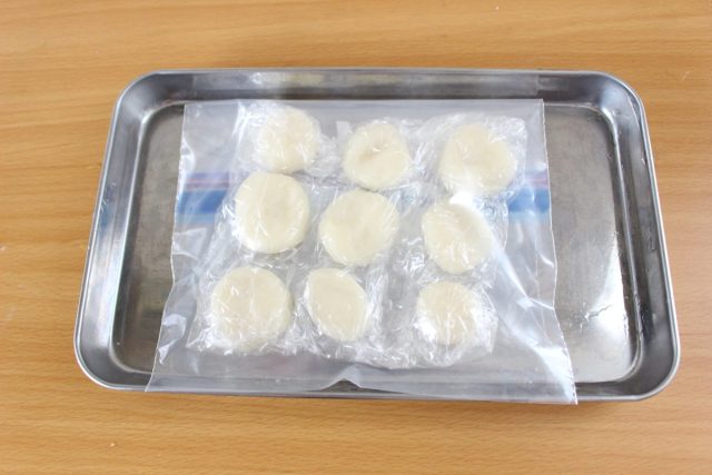 冷蔵・冷凍 白玉団子の固くならない保存方法は？白玉 団子 固 く なら ない 方法は茹でた後がポイント！お菓子のプロによるレシピをシェアする「シェアレピ」