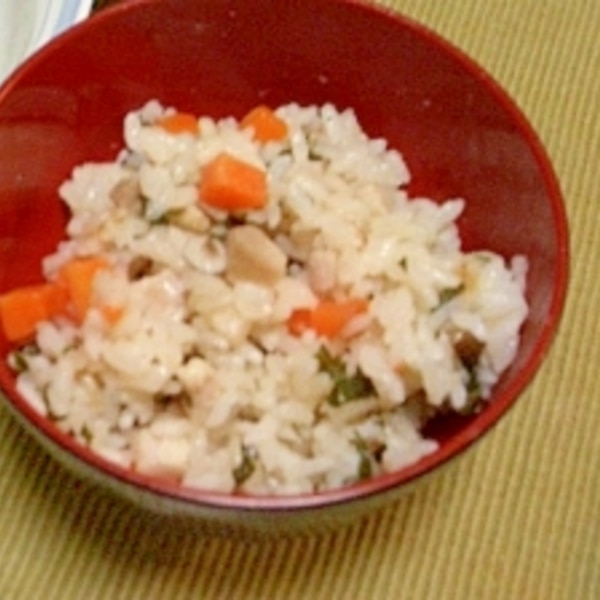 沖縄風炊き込みご飯 ジューシー：茹で塩豚を使って レシピあり: 風と花を紡いで