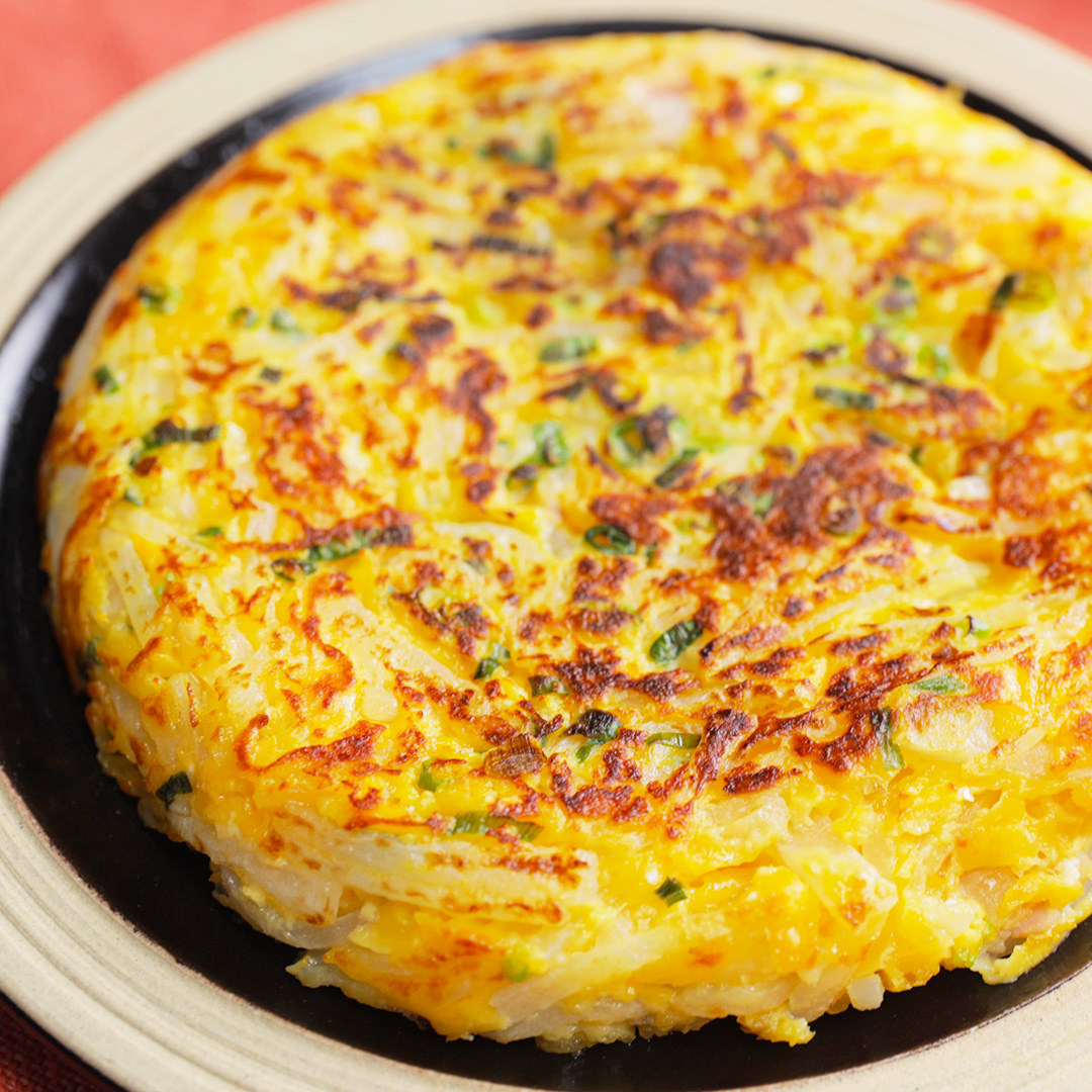 ただ入れて焼くだけ！低糖質でめっちゃ美味しいのにお酒にピッタリ！『ベーコンチーズ大葉油揚げ』の作り方 - てぬキッチン