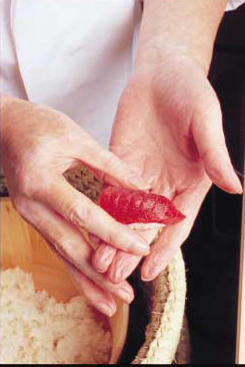 寿司職人に自宅でできる「寿司の握り方」の基本のキを教わってきた - メシ通ホットペッパーグルメ