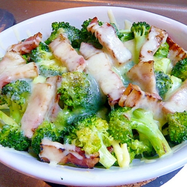 ブロッコリーのチーズ焼き