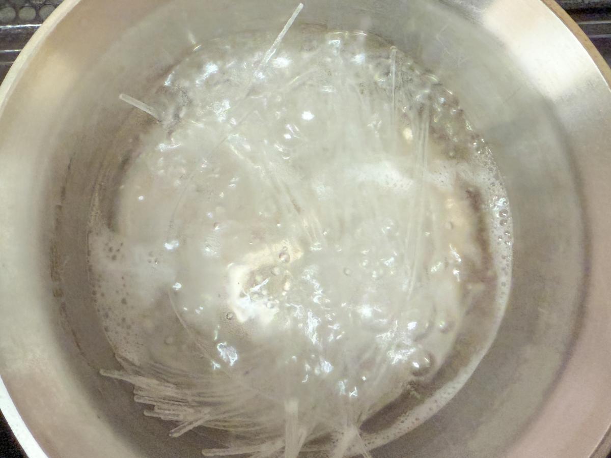 これハマる♪ 業務スーパー「東北大拉皮」でもちもちタンミョン作り - macaroni