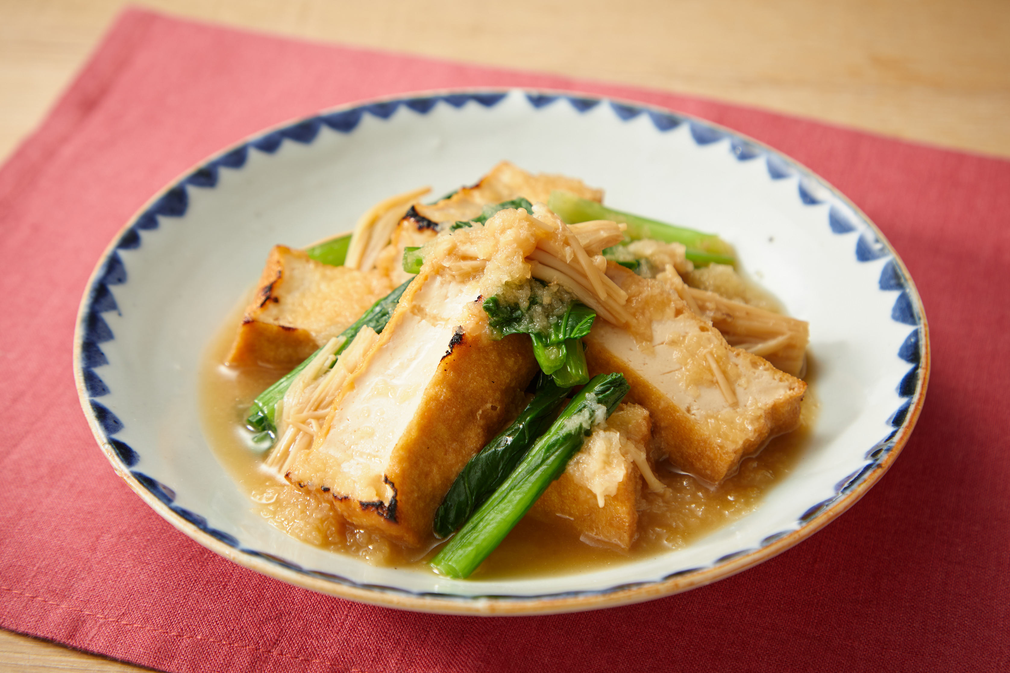 簡単にボリュームおかず♪ 厚揚げと小松菜のめんつゆ煮浸し