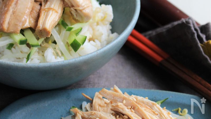 おつまみレシピ蒸し鶏とほうれん草と韓国のりのナムル 「だししょうゆ」を使った和風のおかず♪ - minami ∣ 家族ごはんと暮らし