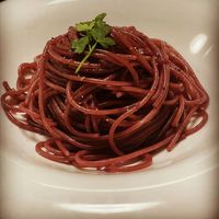 料理をおいしそうに見せるコツ 余白・高さ・彩り でもっと盛り付け上手に!キナリノ