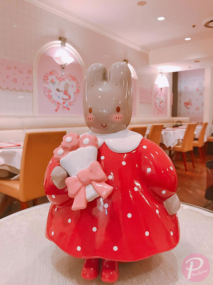 おしゃれで可愛い“マロンクリーム”の魅力をメニューで再現！京王百貨店新宿店のコロンバンのサロンにファン待望の初コラボカフェ「マロンクリームカフェ」オープン！画像2SGS109