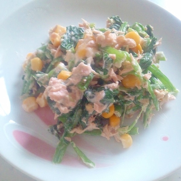 冷凍ほうれん草とコーンの深ごま和え