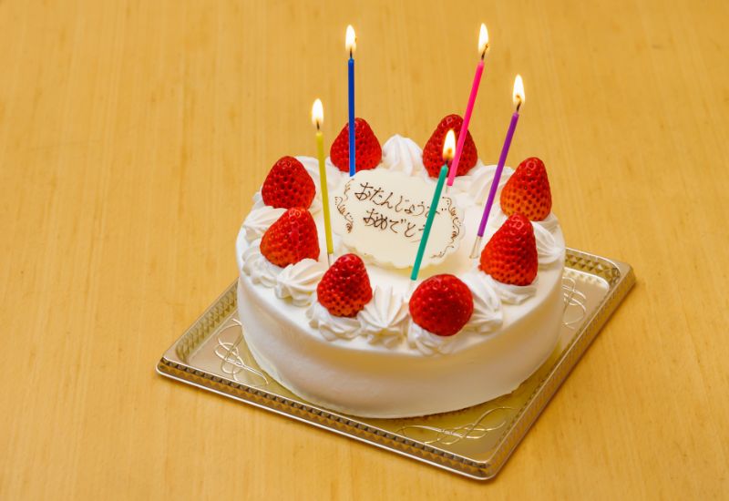 ケーキ6号」の大きさ・サイズ感はどれくらい？値段の相場や何人分のケーキかもあわせて解説HANKYU FOODおいしい読み物フード 食品・スイーツ 阪急百貨店公式通販 HANKYU FOOD