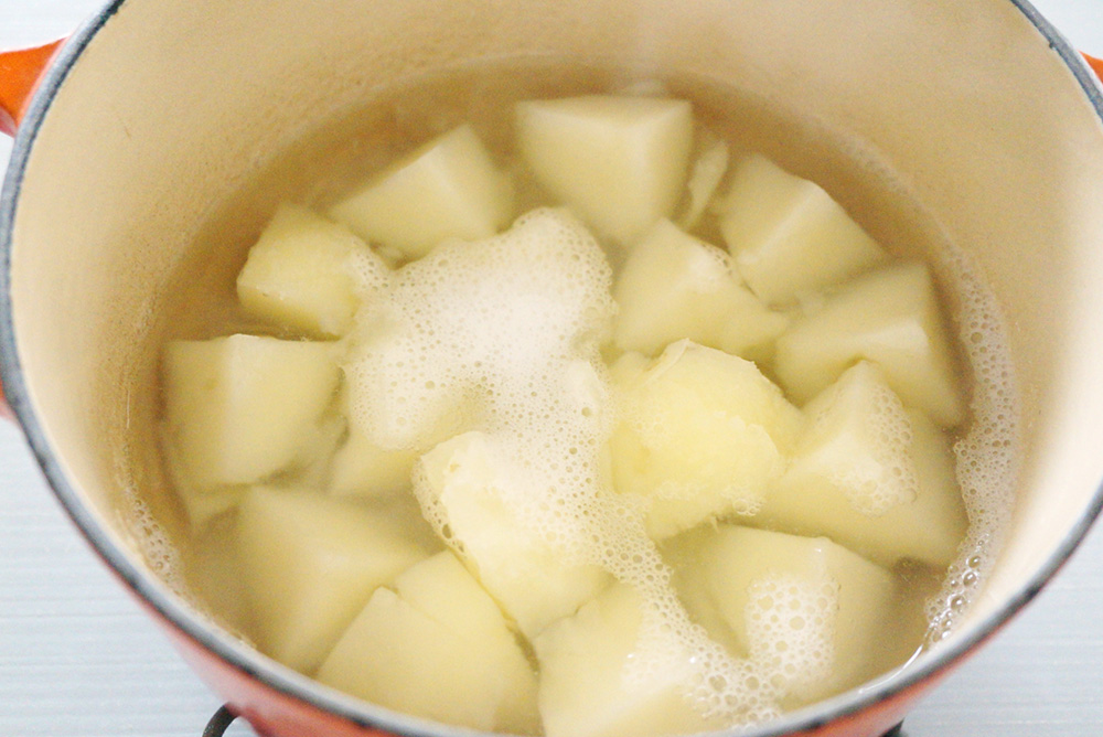 プロが じゃがいも を美味しく茹でるたった一つのコツって？OTONA SALONE