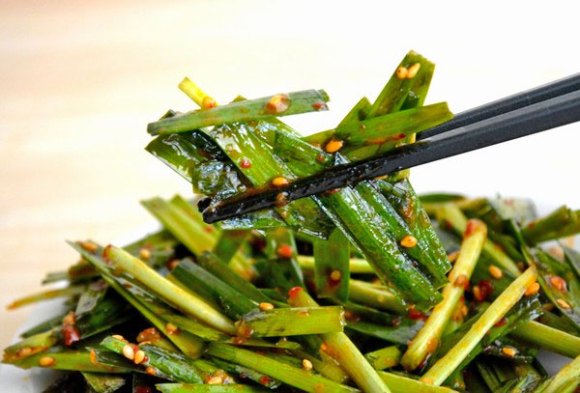 ニラのピリ辛和え 副菜