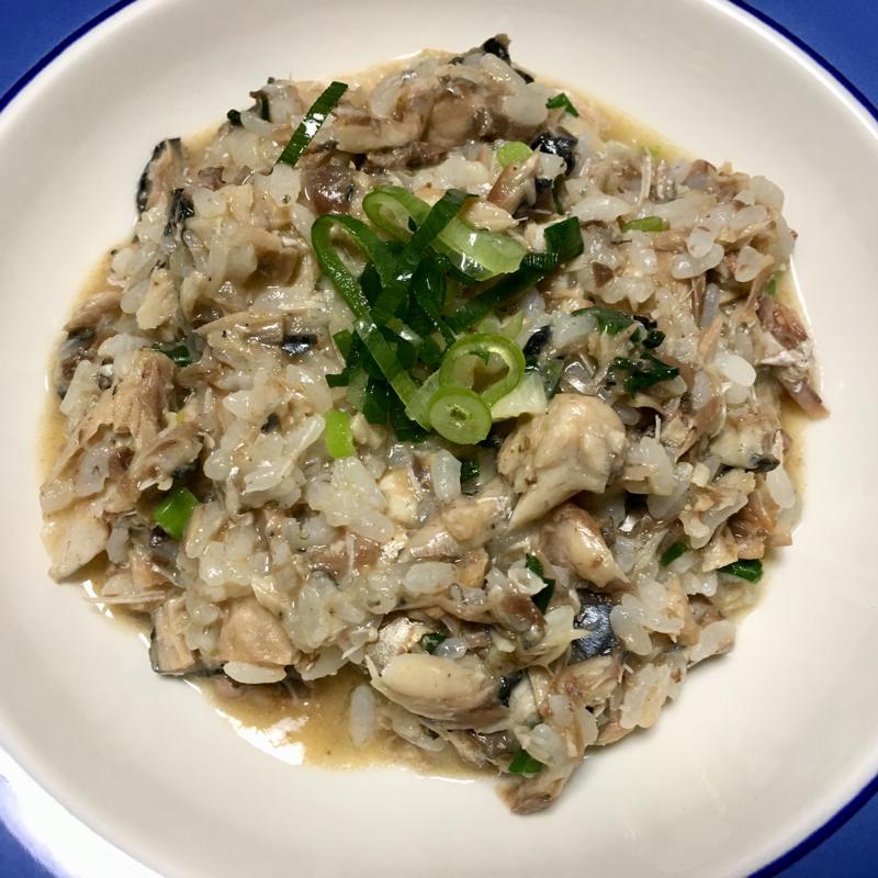 さば缶で簡単 味噌雑炊