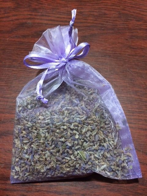 100均ハンドメイド サシェの簡単な作り方香りを長持ちさせるポイントもご紹介100均アイテムで、暮らしをもっと便利に楽しむ情報メディアくらしマグネット