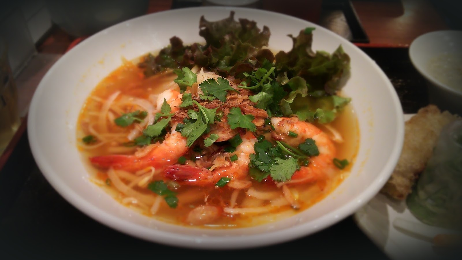 簡単本格ベトナム料理『トムヤム風フォー』