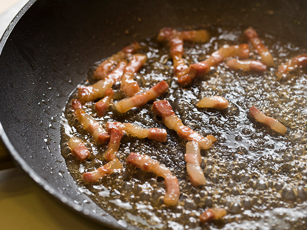 お料理レシピ自家製パンチェッタの作り方！塩、砂糖、ハーブだけで本格的に仕上げます！天文学者のpython・音楽・お料理レシピ