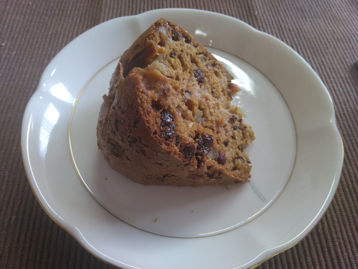 炊飯器で簡単！しっとりオートミールココアケーキ🤎, ⁡,美メシちゃん,オートミール,オートミールレシピ,炊飯器,米粉,簡単レシピ,ヘルシーレシピ,ヘルシー料理,グルテンフリーレシピ,グルテンフリー,小麦アレルギー,小麦粉不使用,ダイエットレシピ,ダイエット,oatmeal,oatmealrecipe,