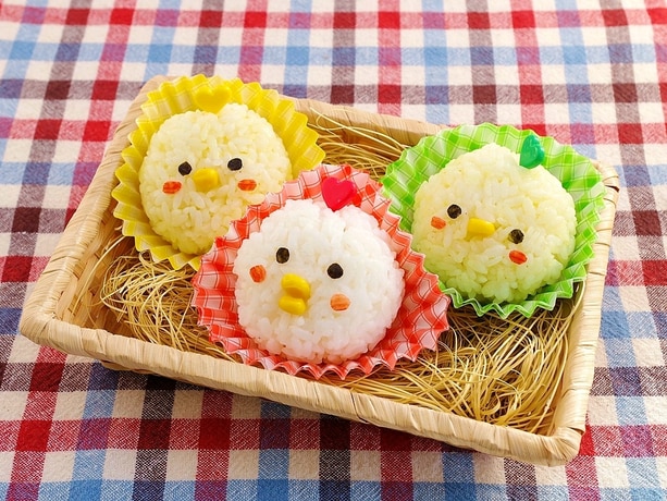 簡単3stepキャラ弁☆きんぴらごぼうの巣ごもりヒヨコ弁当