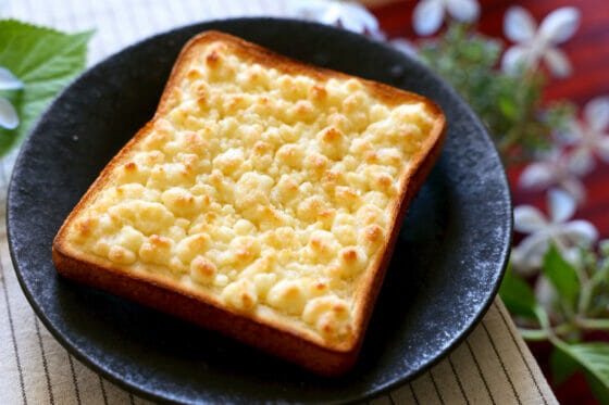 食パン 食べ方☆アレンジ食べがおすすめ！簡単な甘い系から卵やベーコン系まで紹介するよ♪ - 選びながら生きていく☆