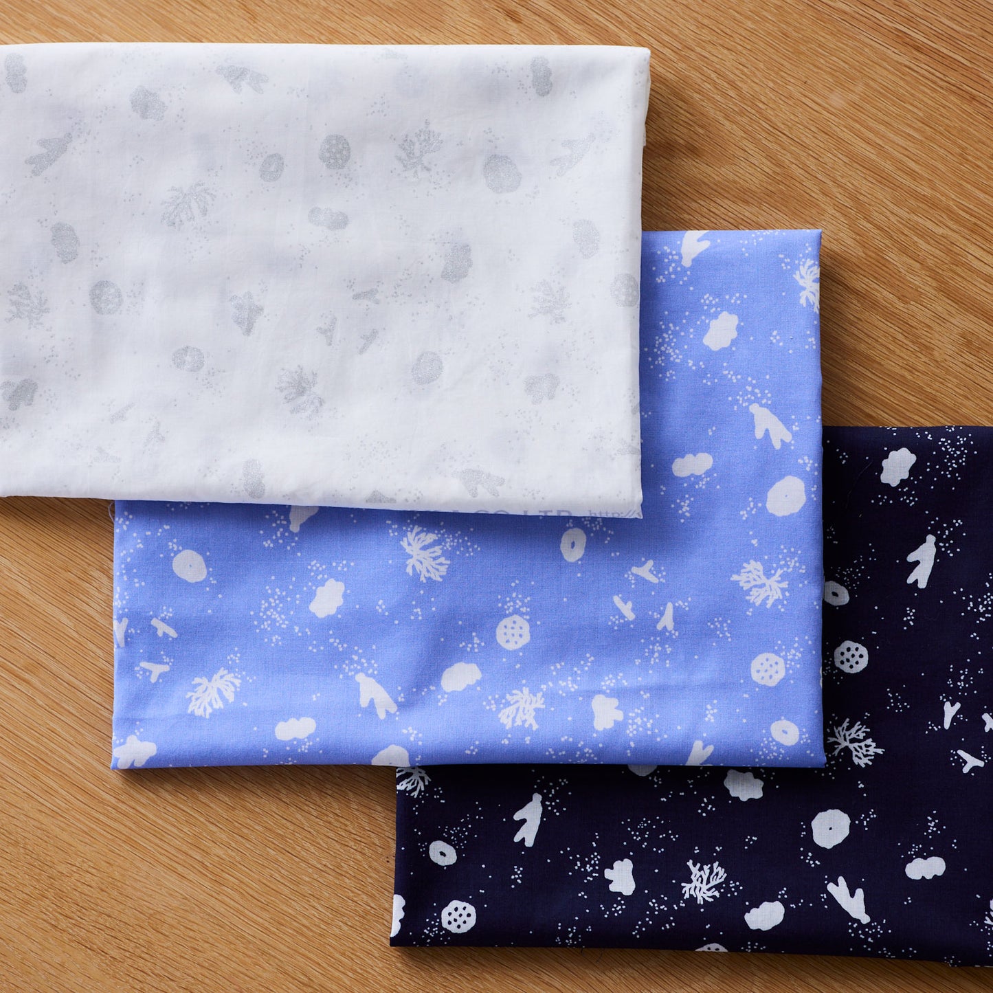 楽天市場utatane 籐カゴバッグ ダックスフンド 犬 Sausage Dog クラッチバッグ ショルダー ラタンウィッカー籐編み アニマルモチーフ かごバッグ 籠バッグ バスケット ハンドメイド 天然素材 ボヘミアン ミッドセンチュリー フラワームーブメント カジュアル: ニコ