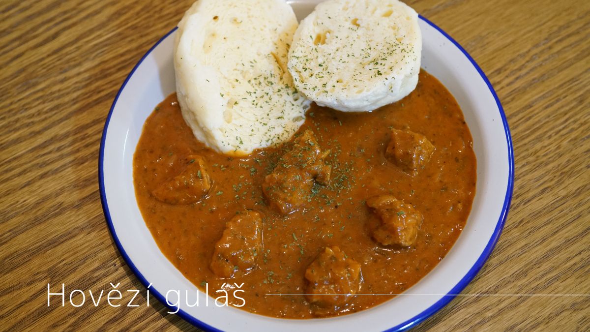 レンジで簡単ヘルシー!ほうれん草と卵のグラキッシュ